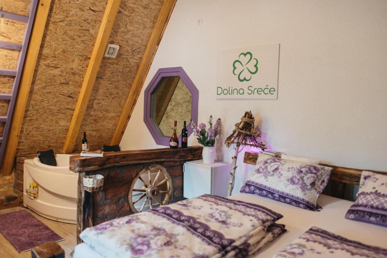 Etno Village Dolina Srece Tatil parkı *