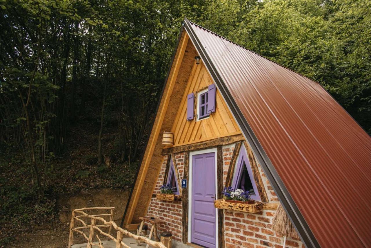 Tatil parkı Etno Village Dolina Srece