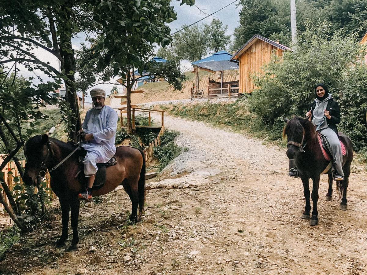 Tatil parkı Etno Village Dolina Srece Vitez